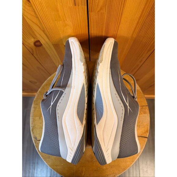 Dansko Size EU 40 US 9.5-10 Sneakers Pace gray and white nursing shoes Work Shoe - Picture 6 of 8